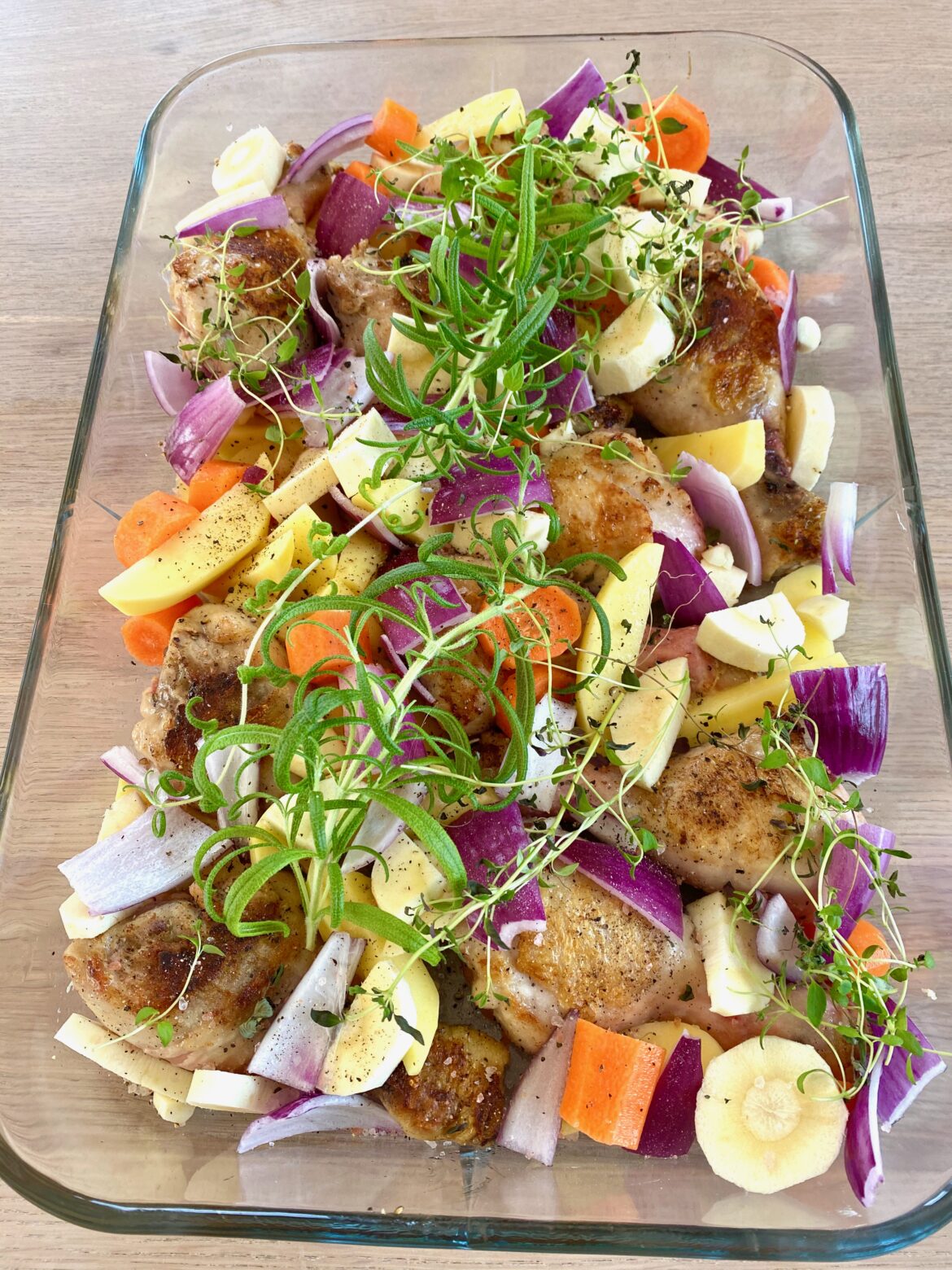 Kyllingelår med rodfrugter